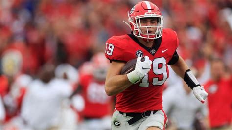 Georgia vs. Kentucky prediction, odds, spread: 2022 Week 12 .